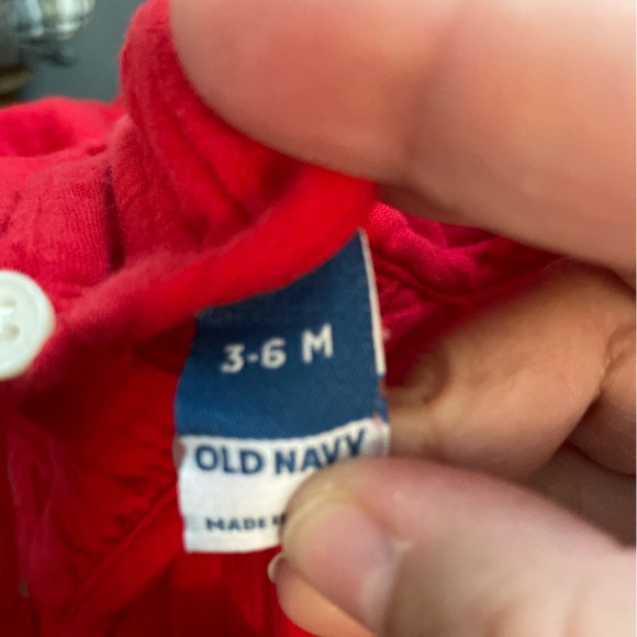 Old Navy Bright Red Kids Cotton Romper with Heart Details size 3-6 months - Picture 5 of 5